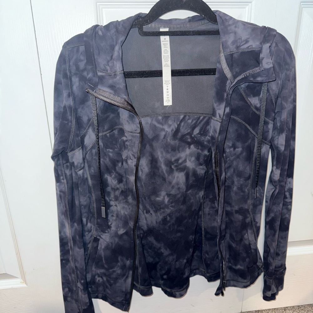 Lululemon align tie-dye navy blue jacket with hood